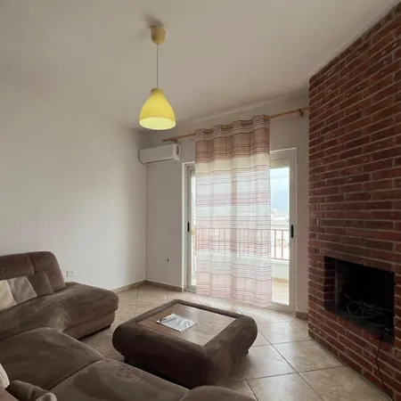 Διαμέρισμα Lydia's 3 Bedroom Flat In *