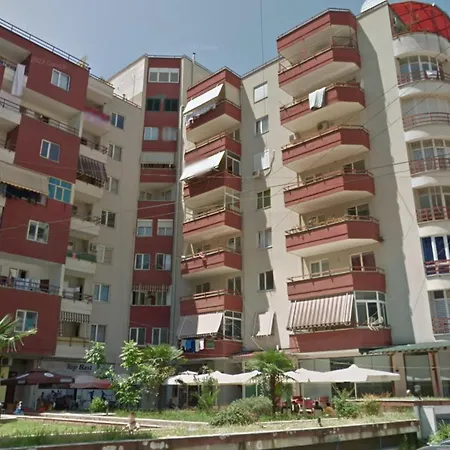 Lydia's 3 Bedroom Flat In Lejlighed Tirana